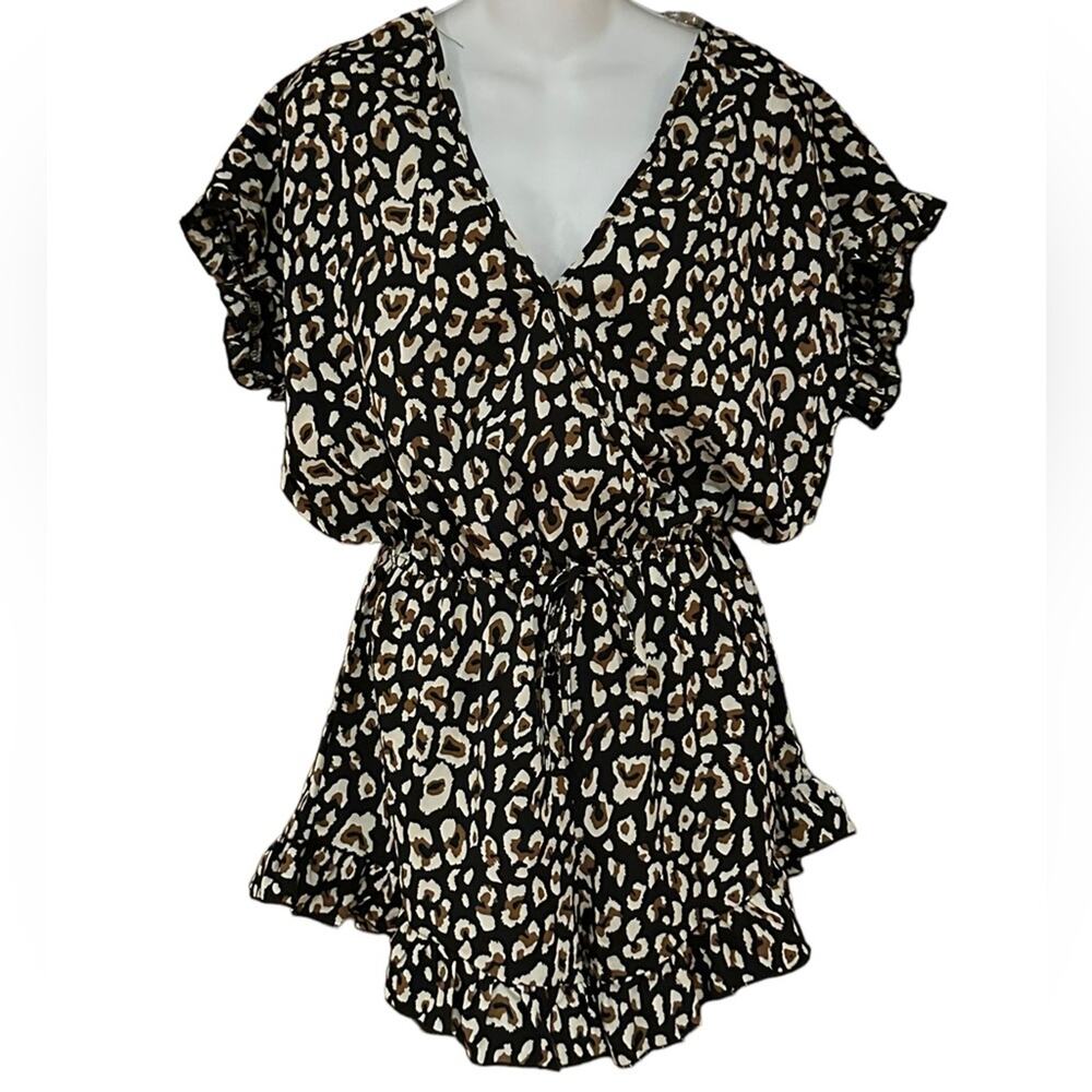 Umgee Womens Size Small Black Leopard Print Elastic Waist Romper